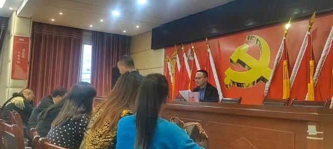道委托物闹代管被指抢夺岗位瓜分业主收益AG真人国际网站追踪！金沙同心城鼓场街(图8)